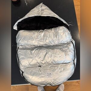 7 A.M. Enfant Glacier POD Stroller Foot Muff Blanket Car seat Cover. EUC